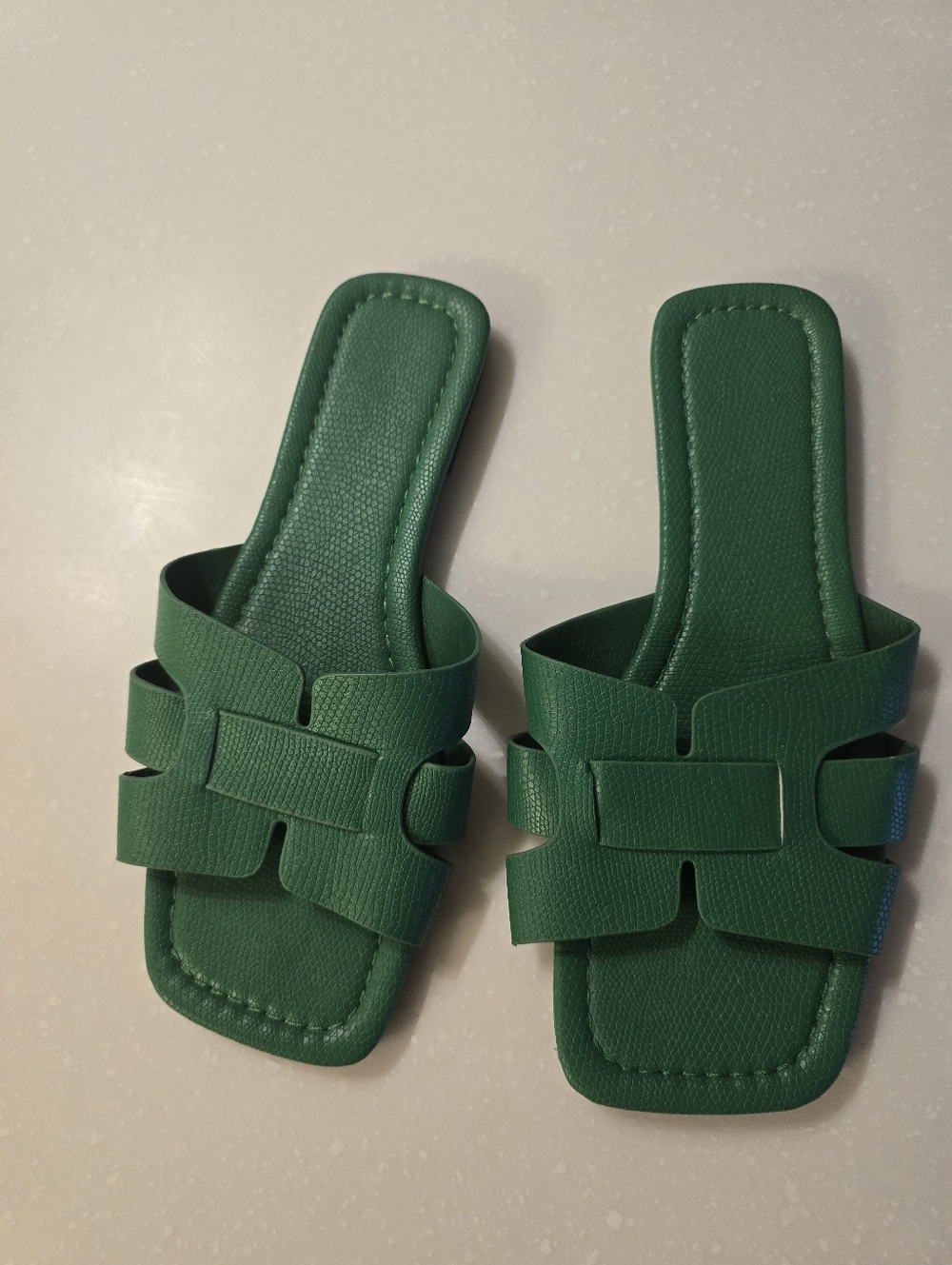SHEIN Green Women’s Slide Sandals - Slip-On Open-Toe Slides